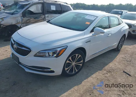2018 Buick Lacrosse Essence z USA, uszkodzony, nr VIN 1G4ZP5SS0JU139467